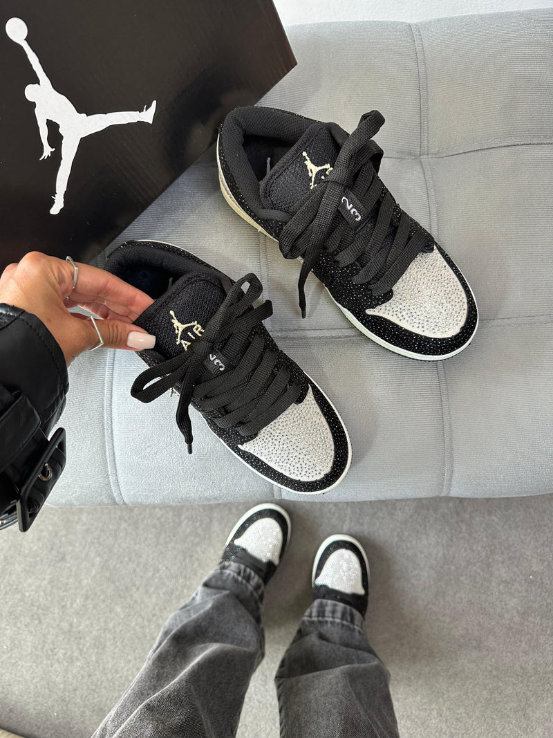 TÊNIS NK JORDAN LOW LUXO